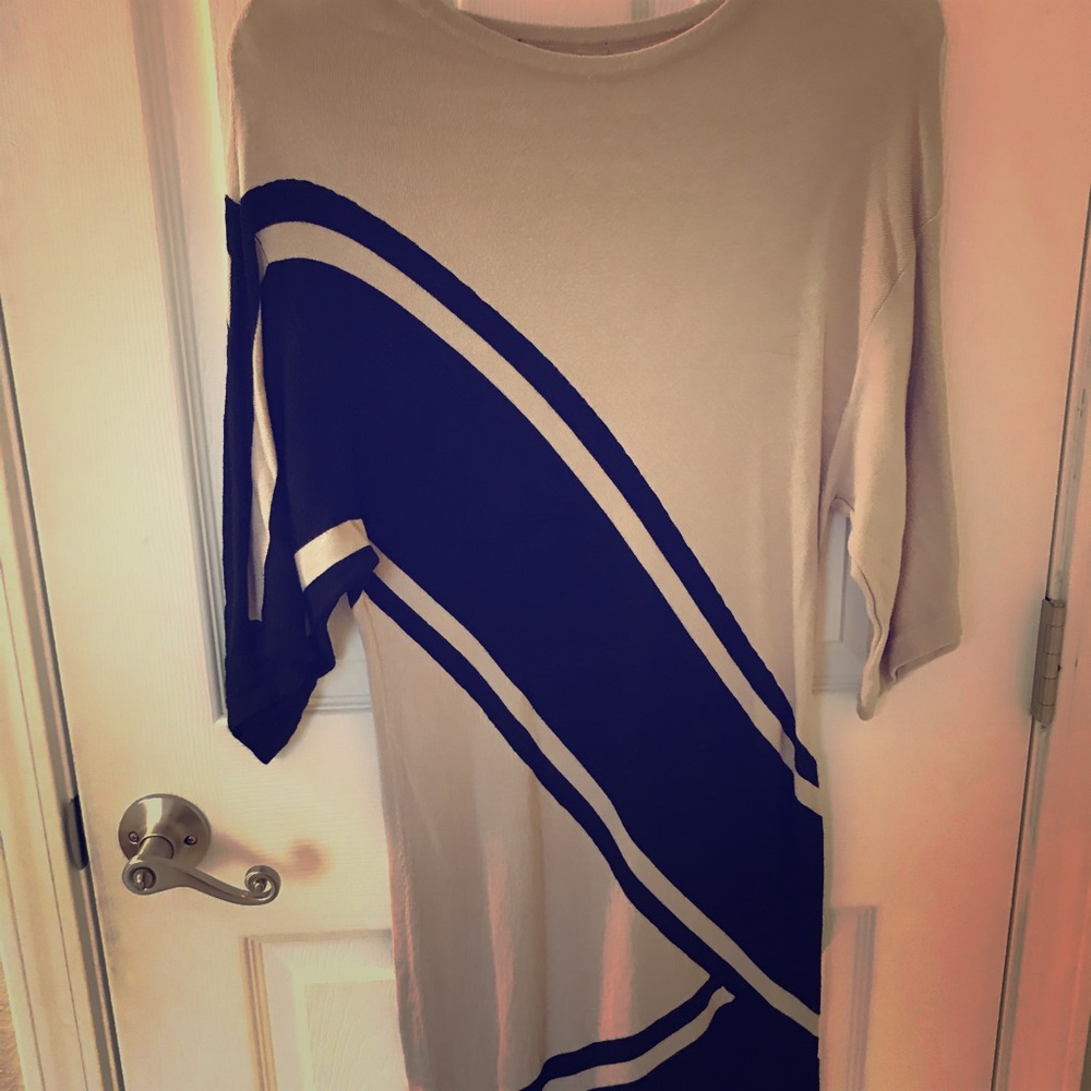 Asymmetric dress